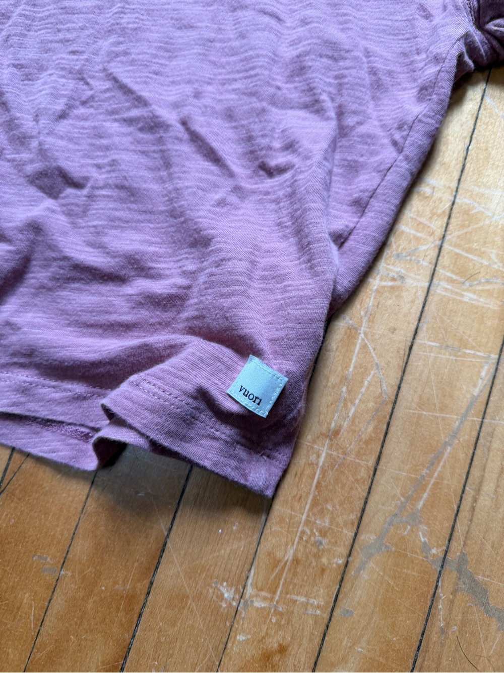Vuori Sunset Easy Tee in Mar Pima Cotton Slub Cuffed Cap Sleeve Women's Sz. M - Picture 3 of 6